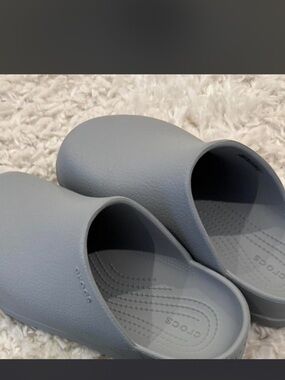 CROCS Slate Gray Slip-On Slide Clog
